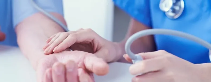 Conheça a trajetória de vida e compromisso com a saúde pública do Dr. Marcus Vinícius